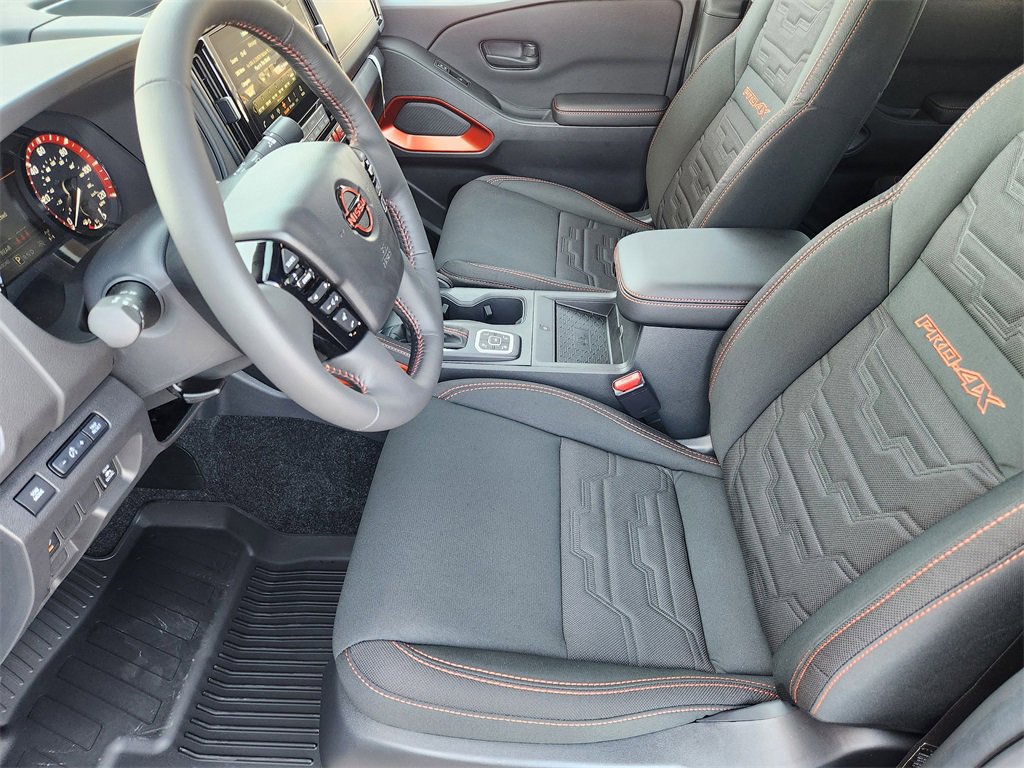 New 2026 Nissan Frontier PRO-4X w/ Pro-4x Convenience Package image 9