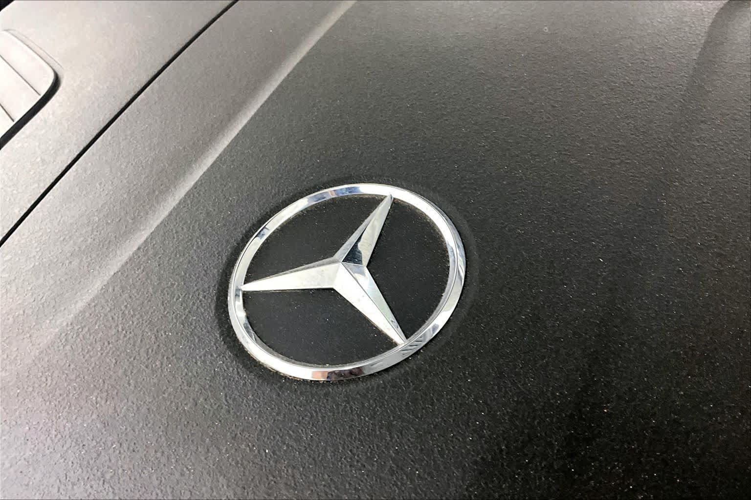 Certified 2023 Mercedes-Benz GLC 300 4MATIC image 32