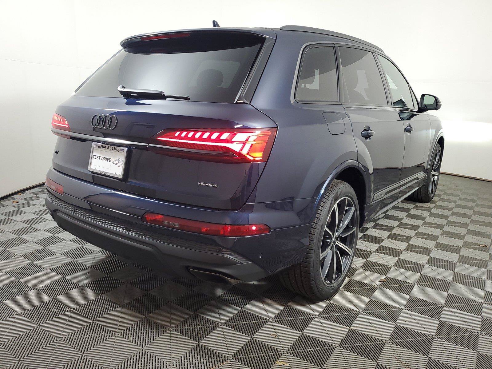 New 2026 Audi Q7 2.0T Premium Plus AWD/4WD image 6