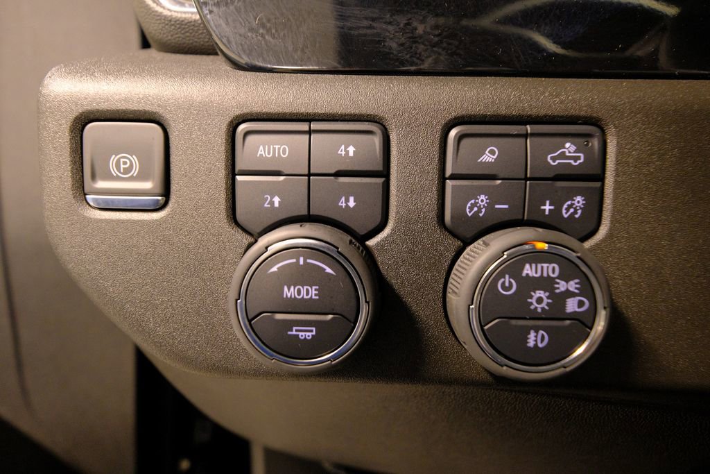 Used 2025 Chevrolet Silverado 1500 RST w/ Convenience Package II image 37