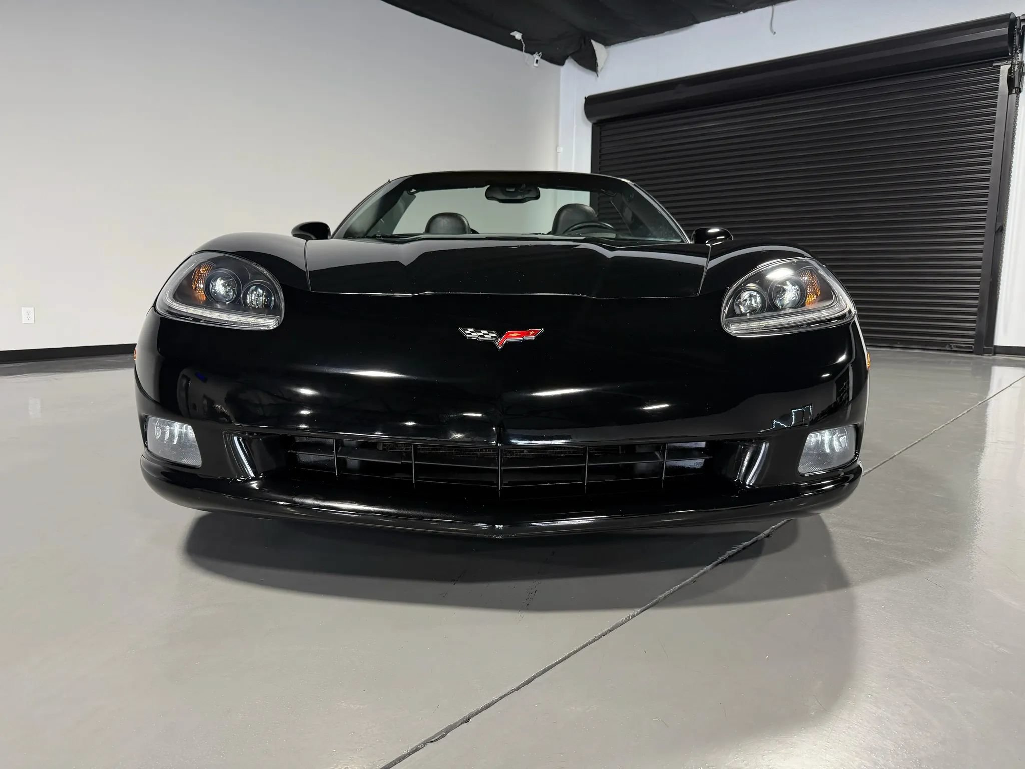Used 2009 Chevrolet Corvette Convertible w/ Preferred Equipment Group RWD image 2