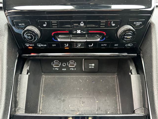 Used 2023 Jeep Grand Cherokee Laredo w/ Luxury Tech Group I image 35