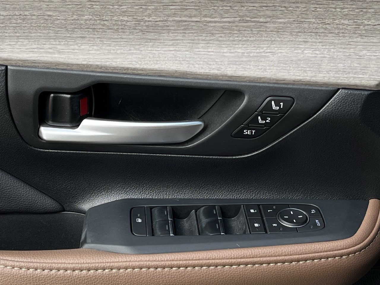Used 2026 Toyota Grand Highlander AWD image 21