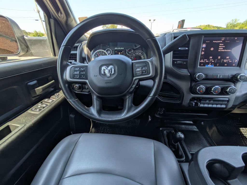 Used 2022 RAM 3500 Tradesman w/ Chrome Appearance Group AWD/4WD image 15