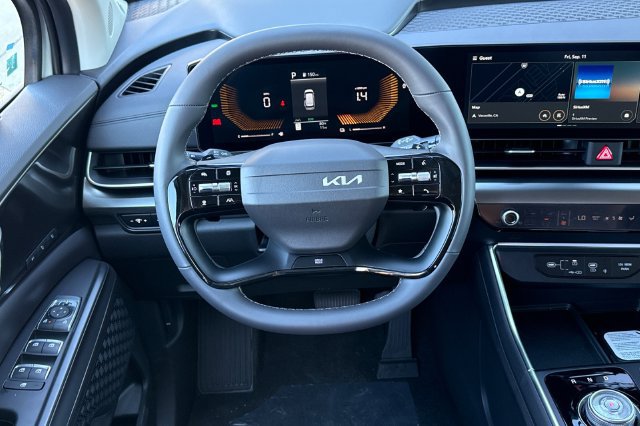 New 2027 Kia Carnival EX FWD image 16