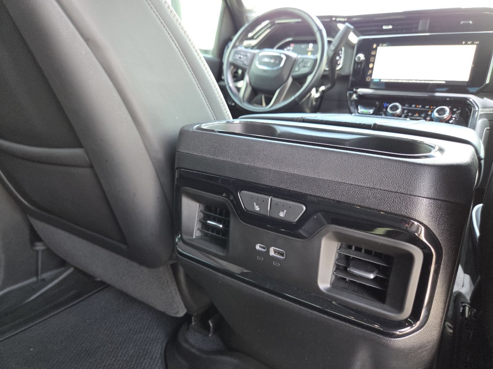 Used 2024 GMC Sierra 2500 AT4X AWD/4WD image 32