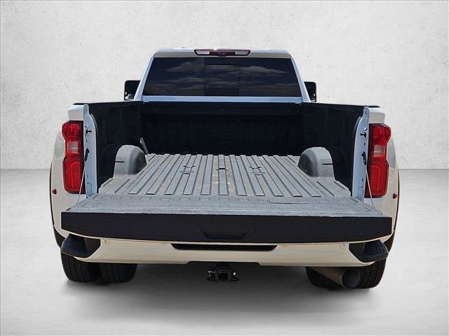 Used 2021 Chevrolet Silverado 3500 High Country AWD/4WD image 6