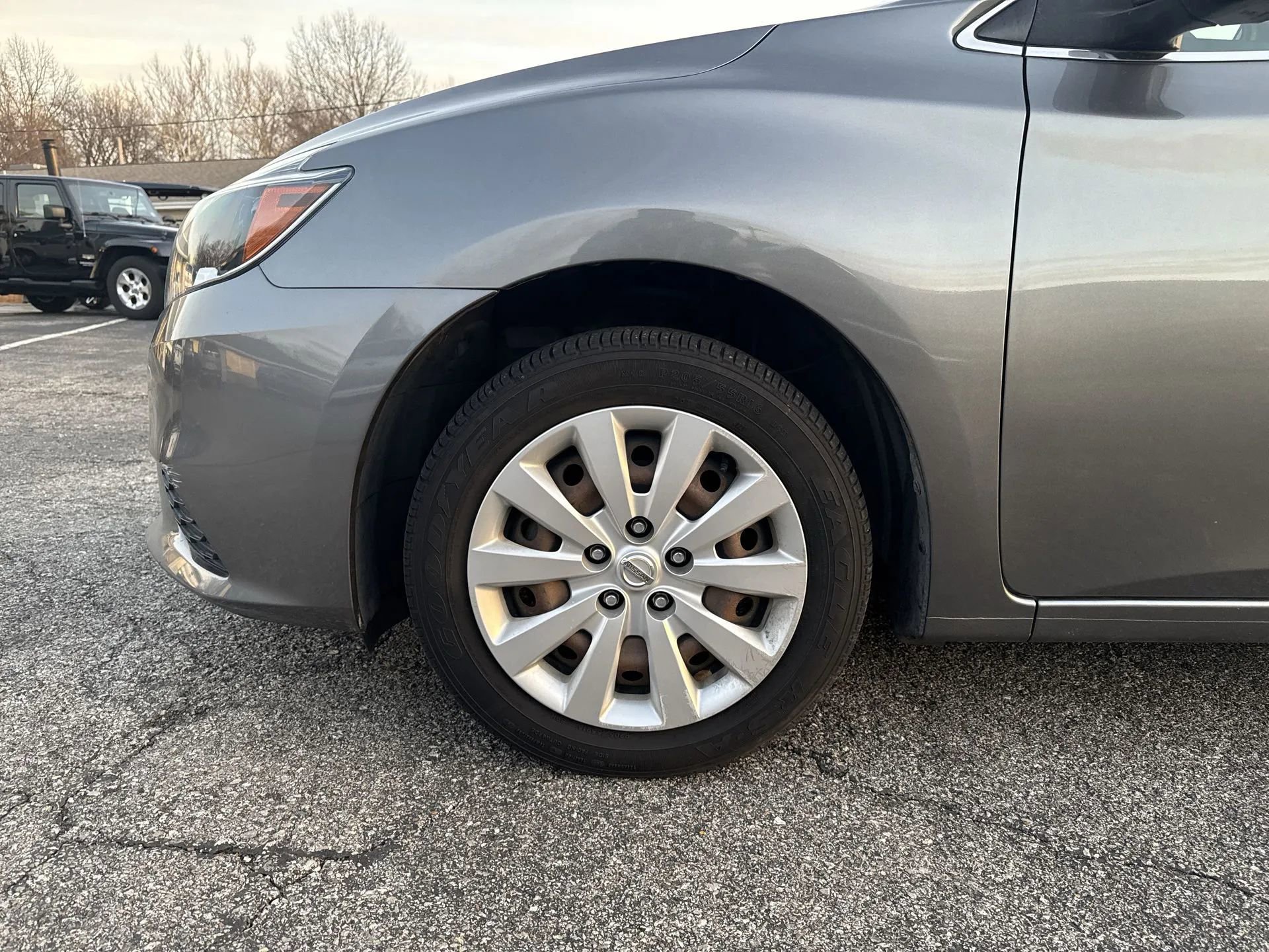 Used 2017 Nissan Sentra S image 19