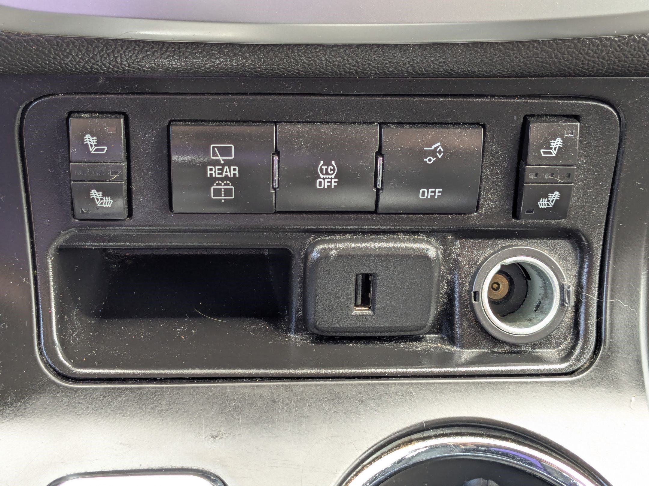 Used 2016 GMC Acadia SLE AWD/4WD image 24