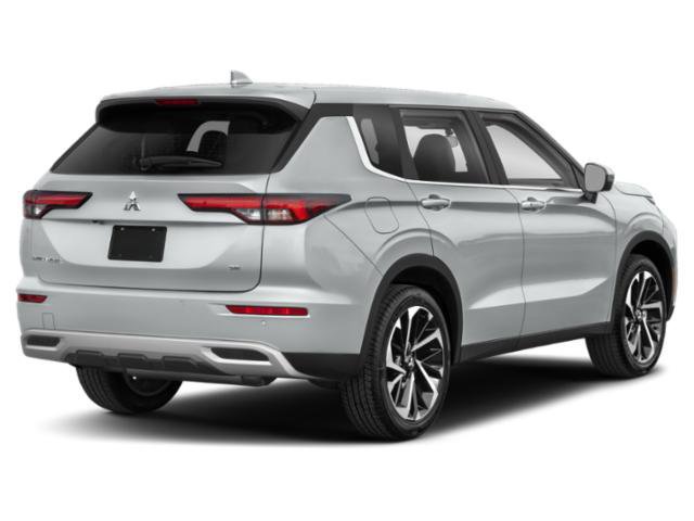 Used 2022 Mitsubishi Outlander SE FWD image 2