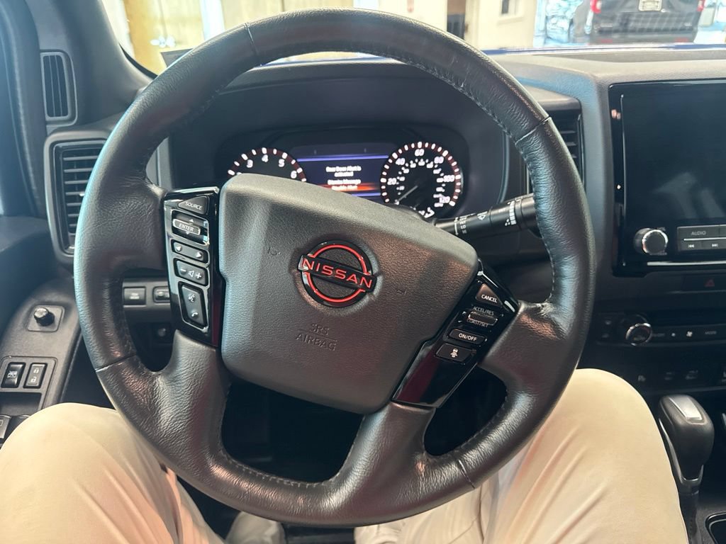 Used 2022 Nissan Frontier PRO-4X w/ Pro-4X Premium Package AWD/4WD image 3