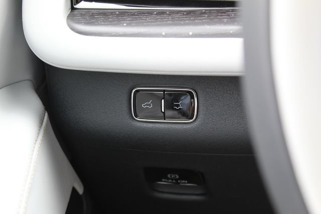 New 2027 Lincoln Navigator Black Label AWD/4WD image 19