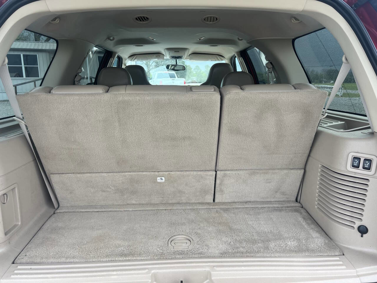 Used 2004 Ford Expedition Eddie Bauer image 16