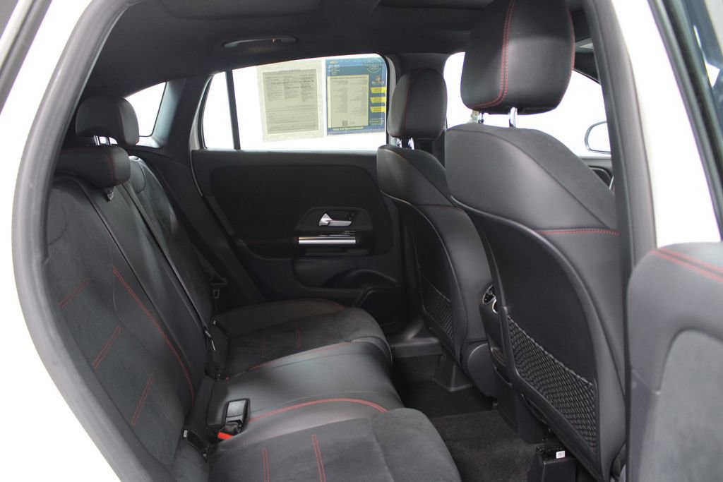 Used 2022 Mercedes-Benz GLA 35 AMG 4MATIC image 30