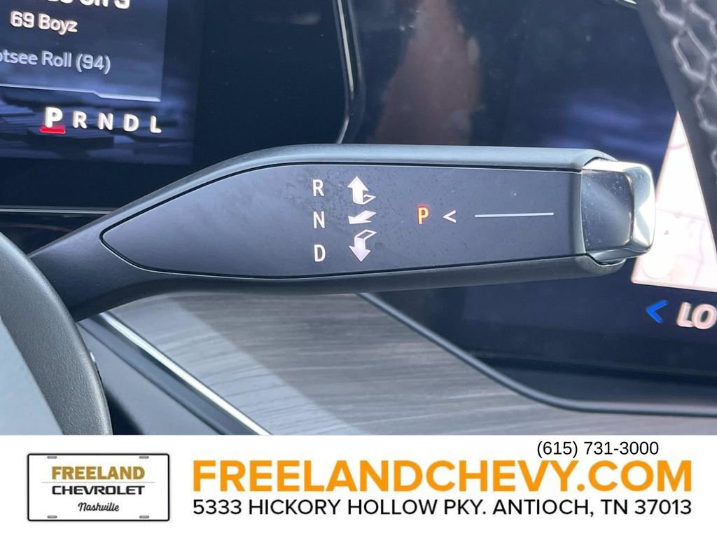 Used 2025 Chevrolet Tahoe Z71 w/ Comfort Package image 44