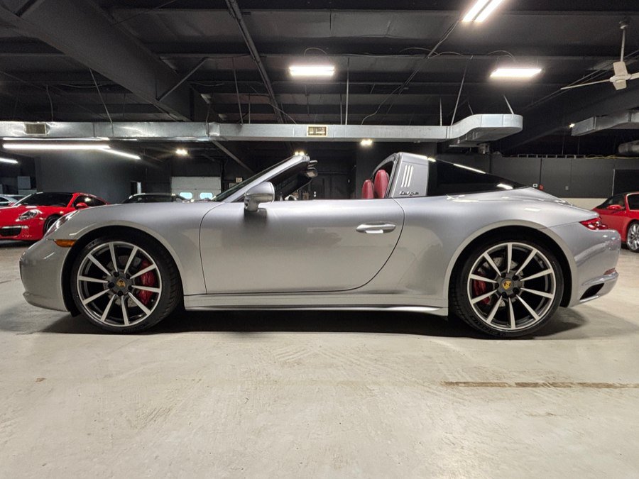 Used 2019 Porsche 911 Targa 4S