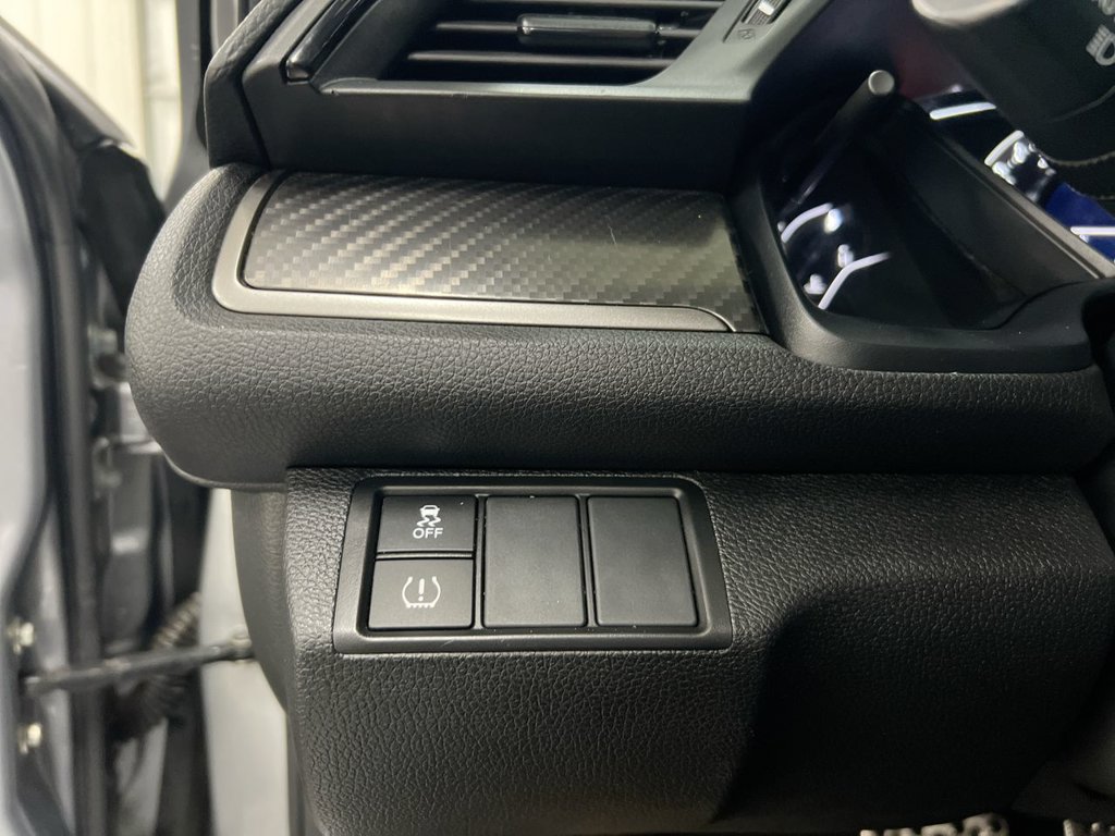 Used 2018 Honda Civic Sport image 18