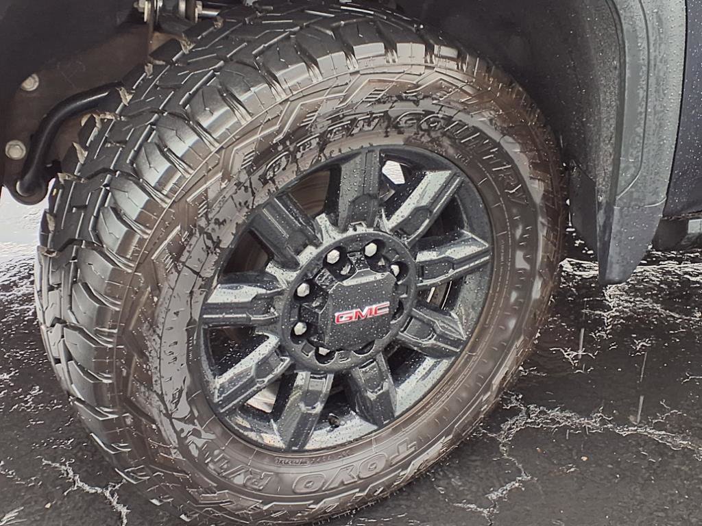 Used 2024 GMC Sierra 2500 AT4 w/ AT4 Premium Plus Package image 27