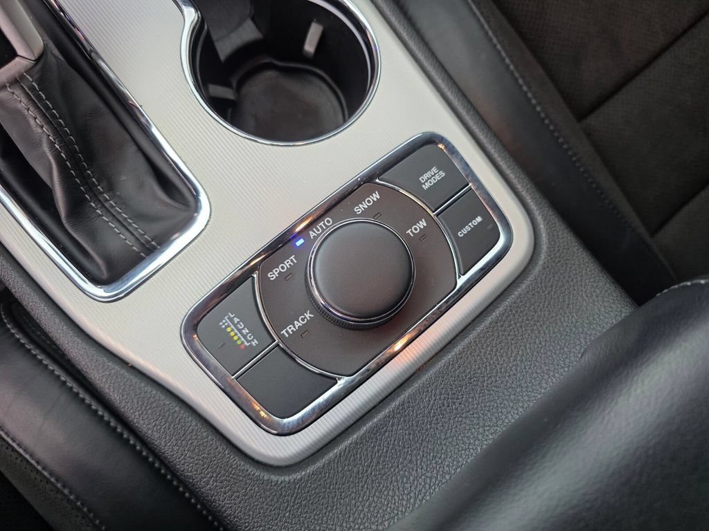 Used 2021 Jeep Grand Cherokee SRT AWD/4WD image 25