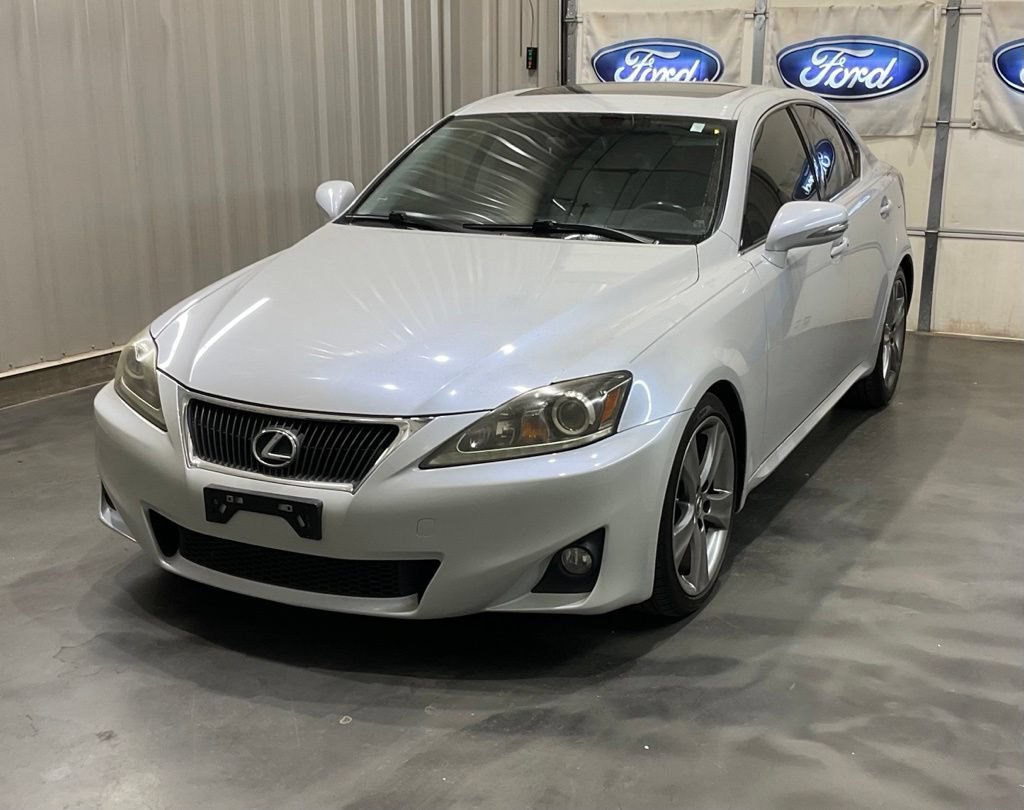 Used 2011 Lexus IS 250 w/ Premium Pkg Value Edition RWD image 3