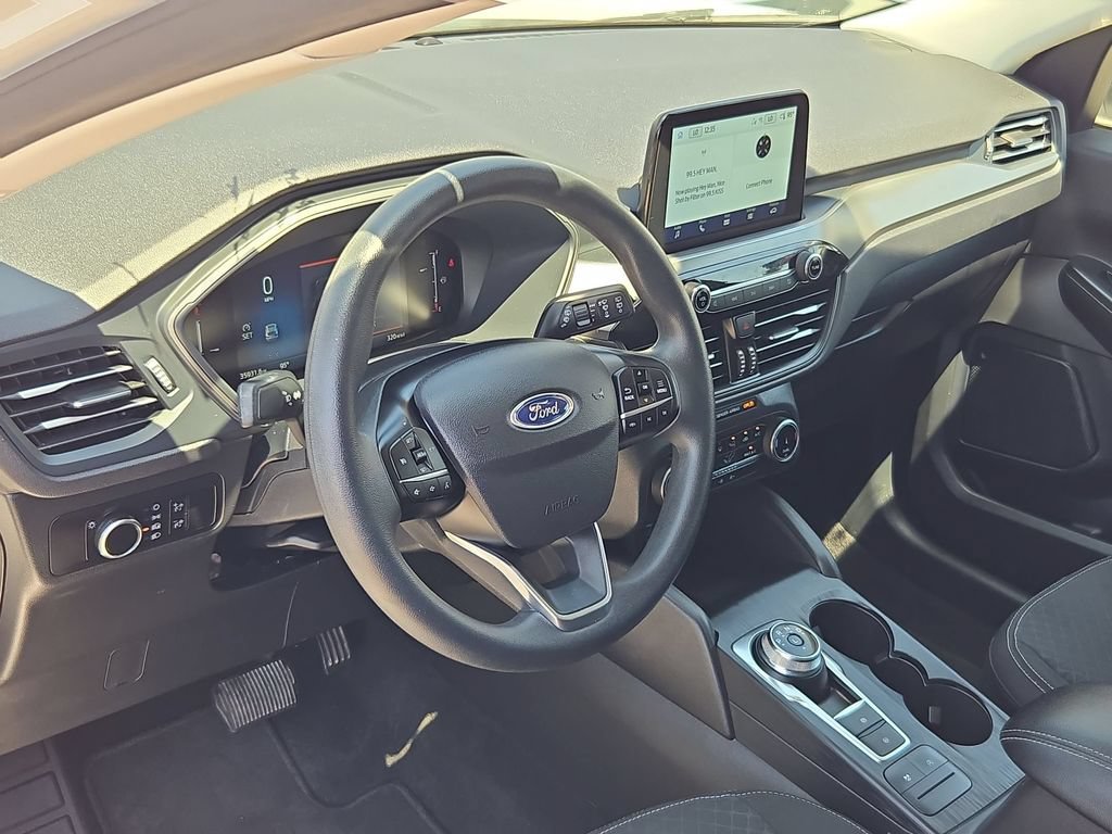 Used 2025 Ford Escape Active FWD image 13