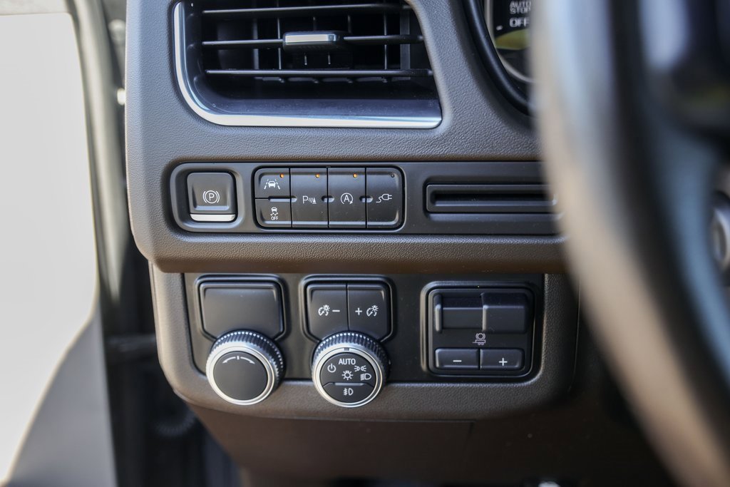 Used 2021 GMC Yukon SLT w/ SLT Luxury Plus Package image 15