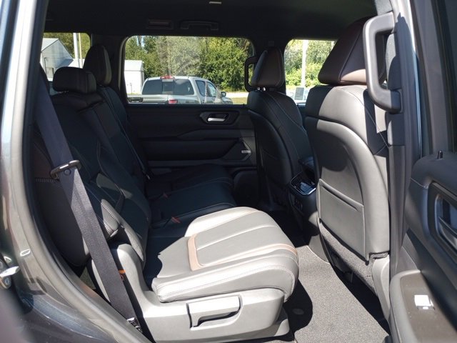 New 2026 Nissan Armada SL w/ Convenience Package image 17