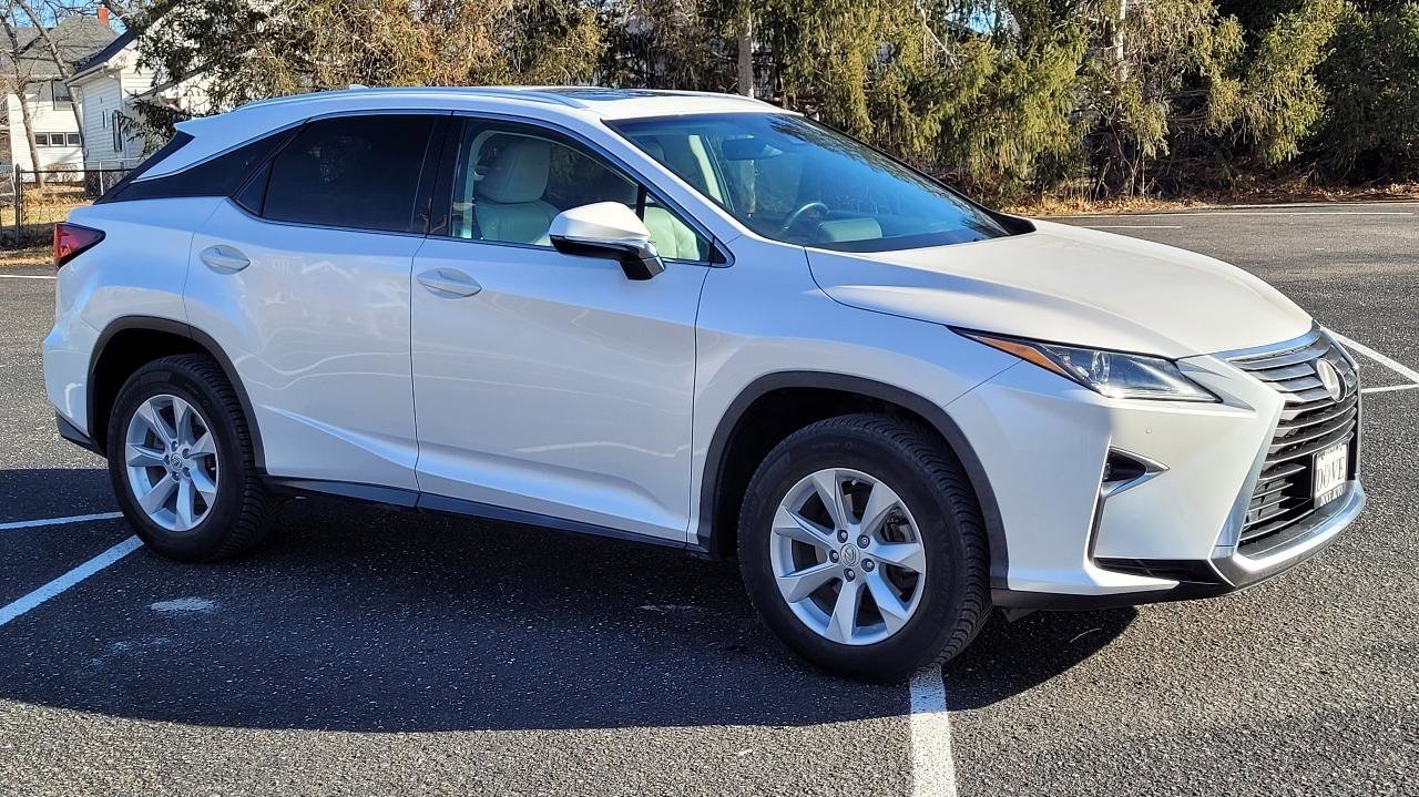 Used 2017 Lexus RX 350 AWD w/ Premium Package image 3