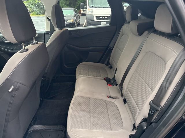 Used 2022 Ford Escape SE w/ Cold Weather Package image 13