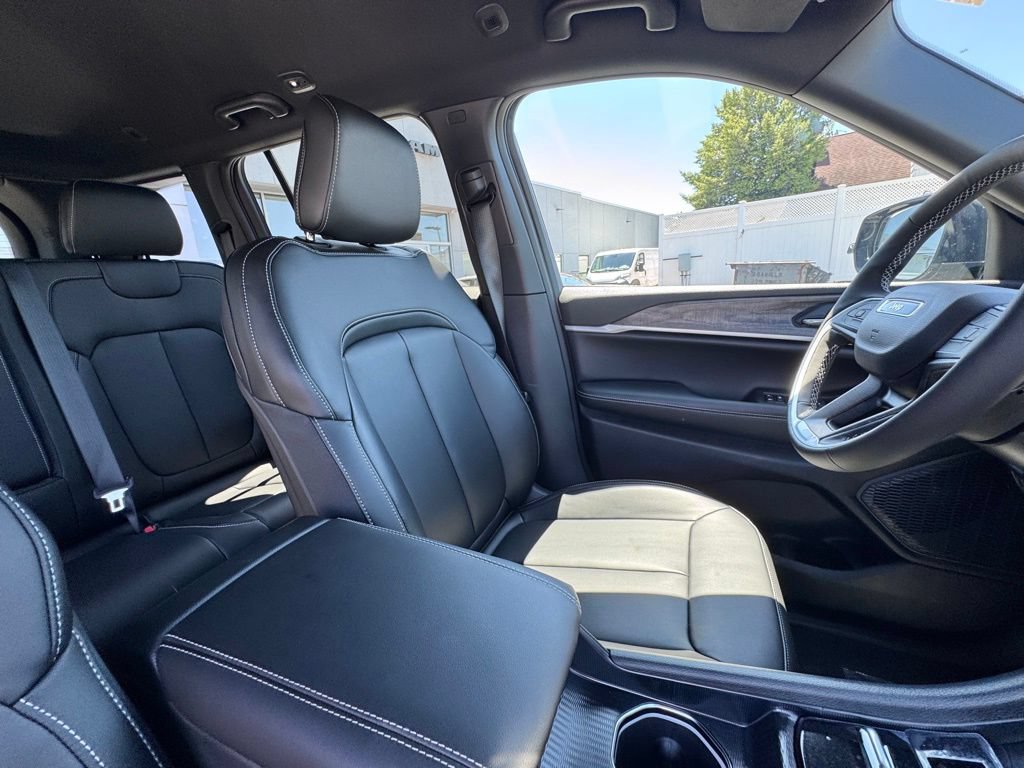 New 2026 Jeep Grand Cherokee Limited AWD/4WD image 20