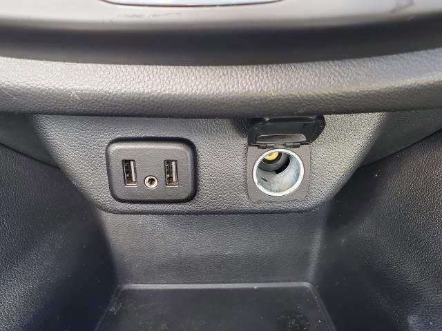 Used 2020 Chevrolet Traverse LT w/ Driver Confidence II Package image 29