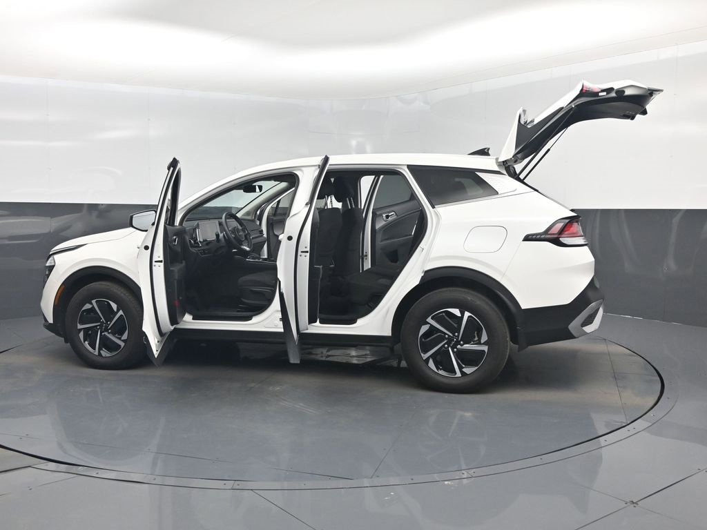 Certified 2024 Kia Sportage LX image 63