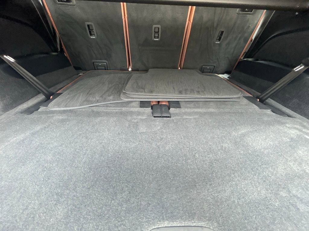 Used 2023 Audi Q7 2.0T Premium w/ Towing Package AWD/4WD image 43