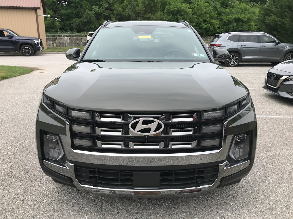 Used 2025 Hyundai Santa Cruz Limited AWD/4WD image 3