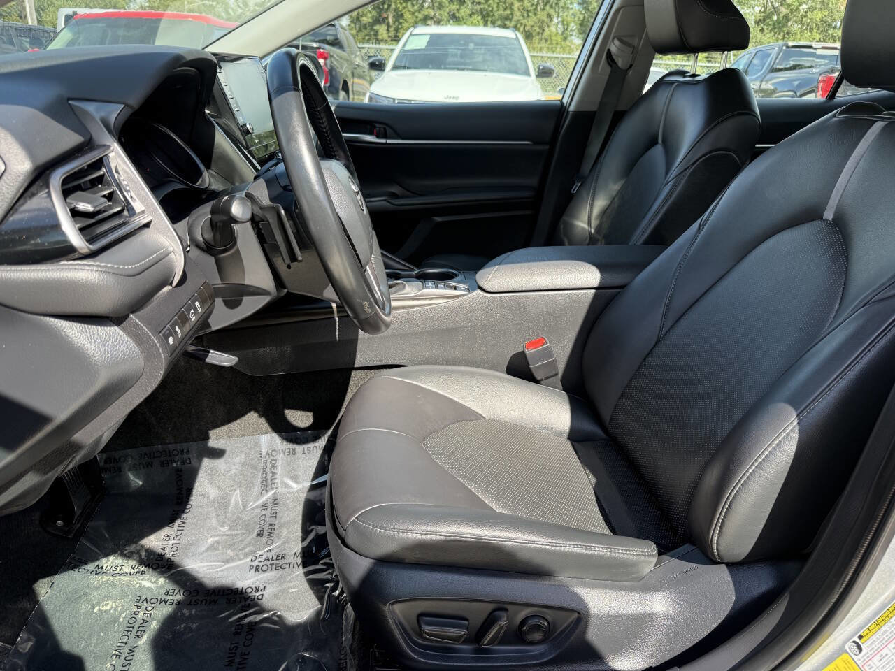 Used 2023 Toyota Camry XSE image 22