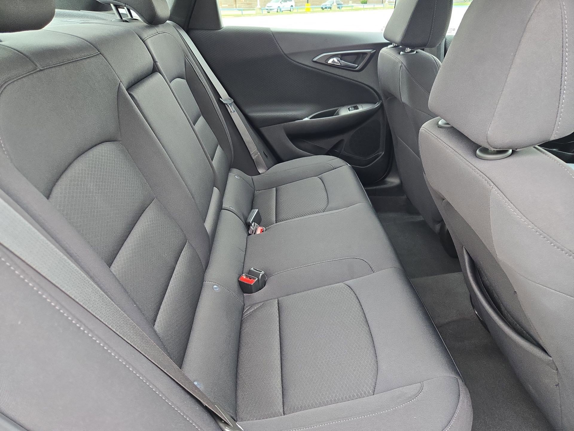 Used 2024 Chevrolet Malibu LT FWD image 29