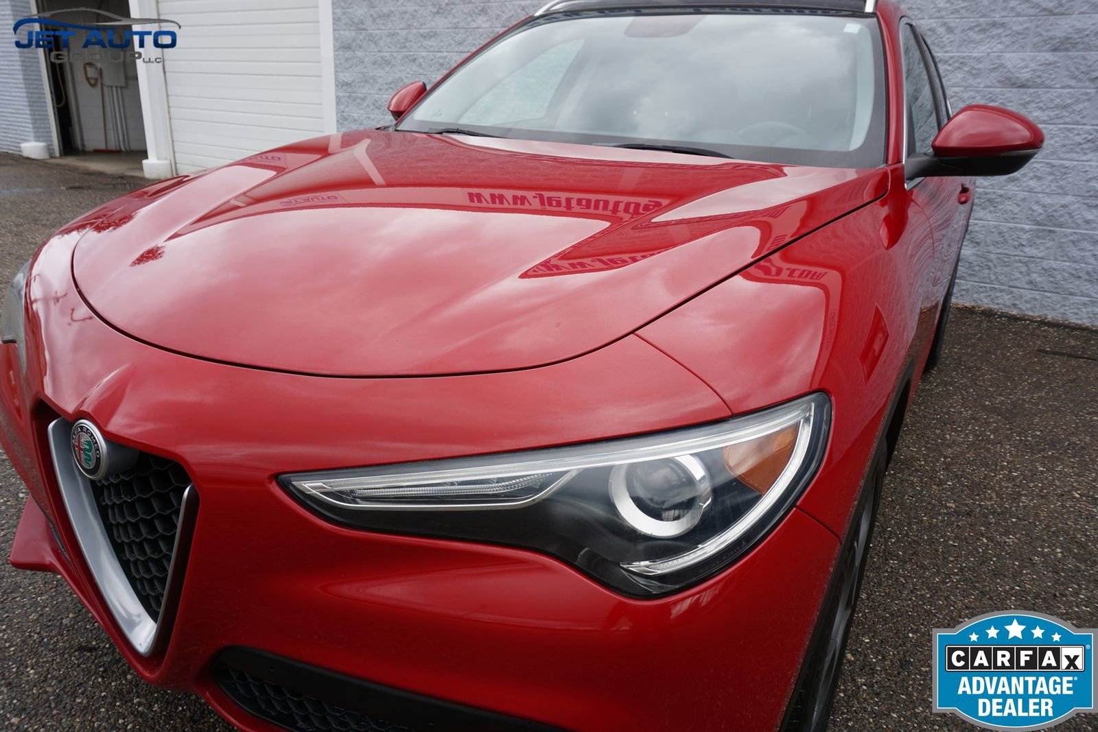 Used 2018 Alfa Romeo Stelvio AWD w/ Cold Weather Package image 5