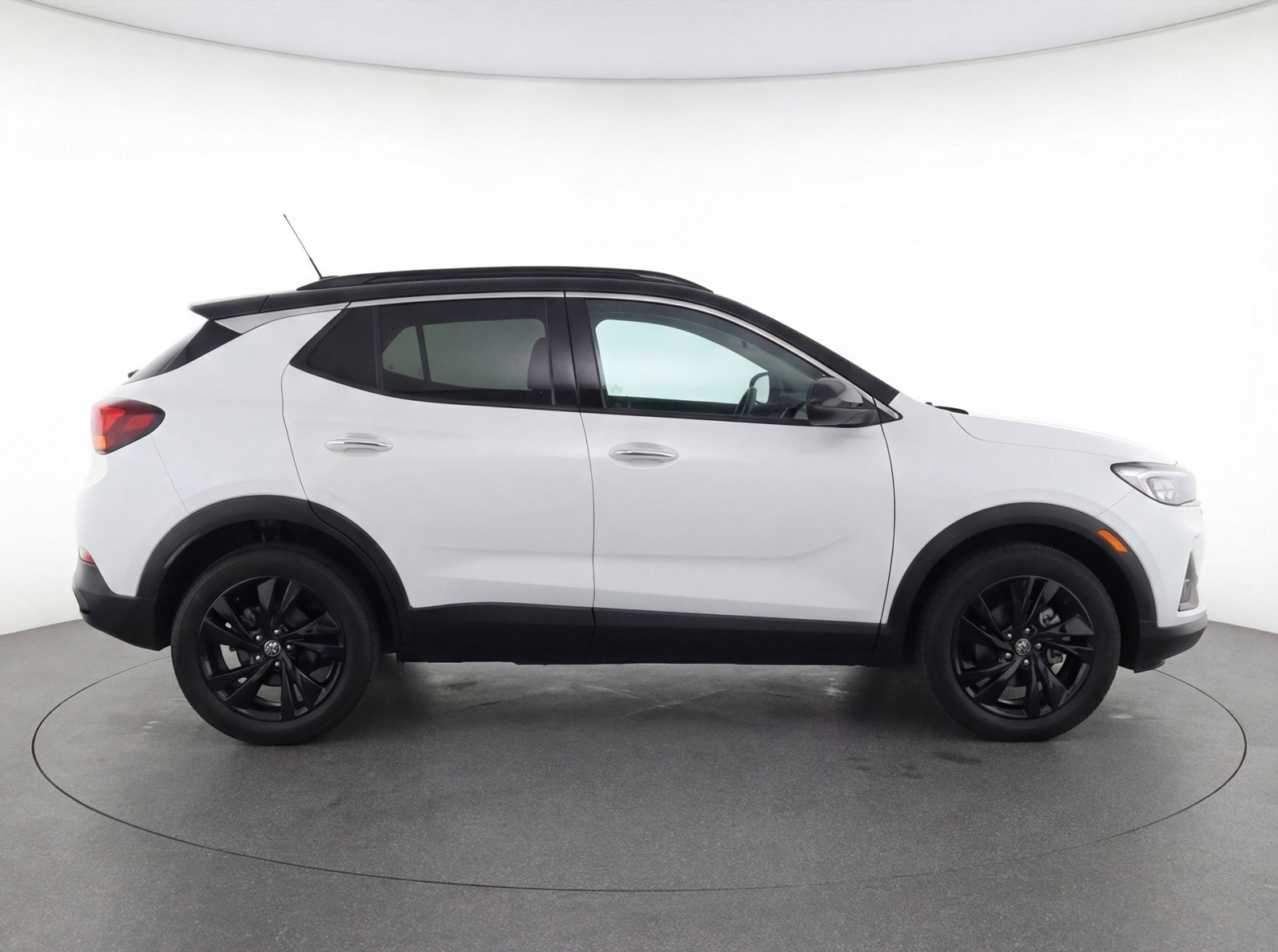 Used 2024 Buick Encore GX Sport Touring image 11