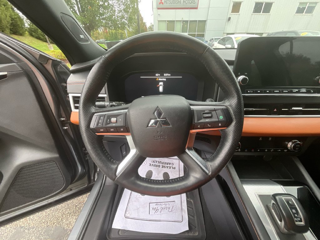 Used 2022 Mitsubishi Outlander SEL AWD/4WD image 15