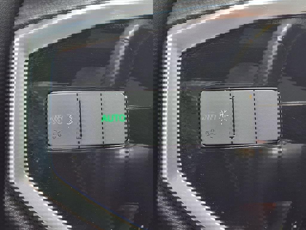 Used 2019 Audi Q3 2.0T Premium w/ Convenience Package image 17