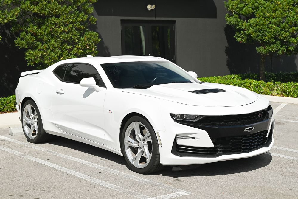 Used 2019 Chevrolet Camaro SS image 3