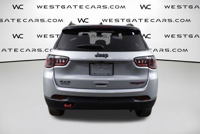 Used 2024 Jeep Compass Trailhawk AWD/4WD image 8
