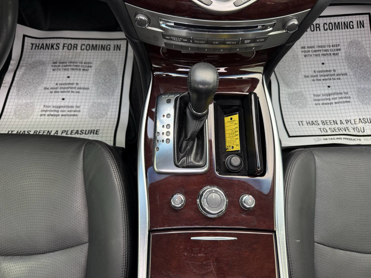 Used 2015 INFINITI Q70 3.7 RWD image 29