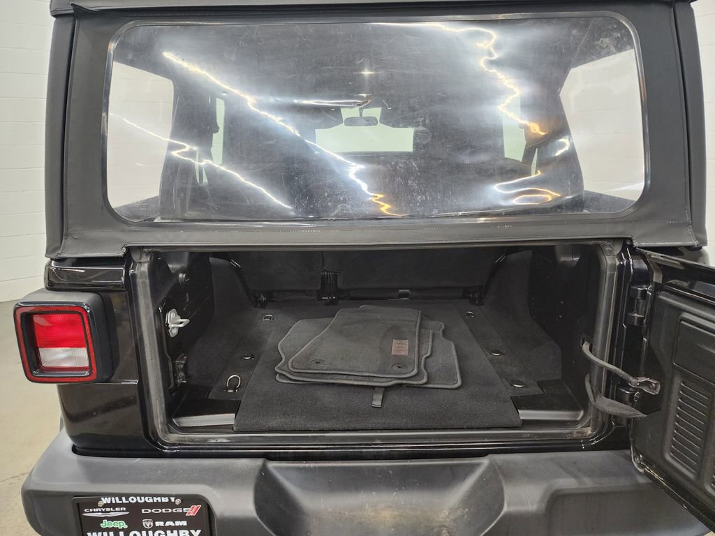 Used 2018 Jeep Wrangler Unlimited Sport image 26