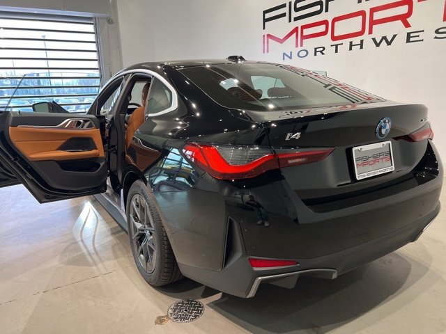 Used 2025 BMW i4 xDrive40i image 18