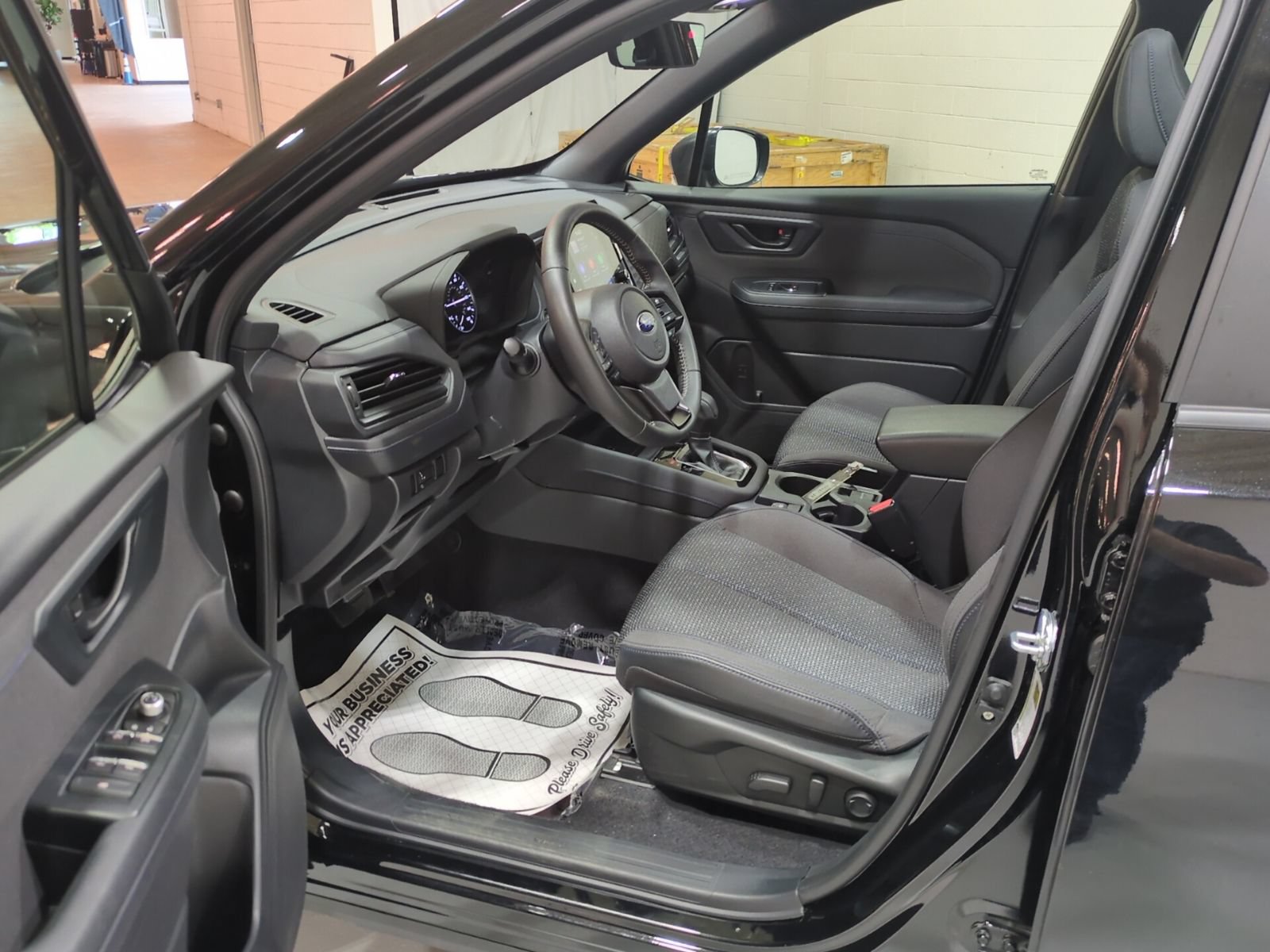 Certified 2025 Subaru Forester Premium AWD/4WD image 16