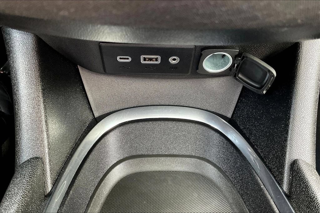 Used 2024 Chevrolet Malibu LT FWD image 19