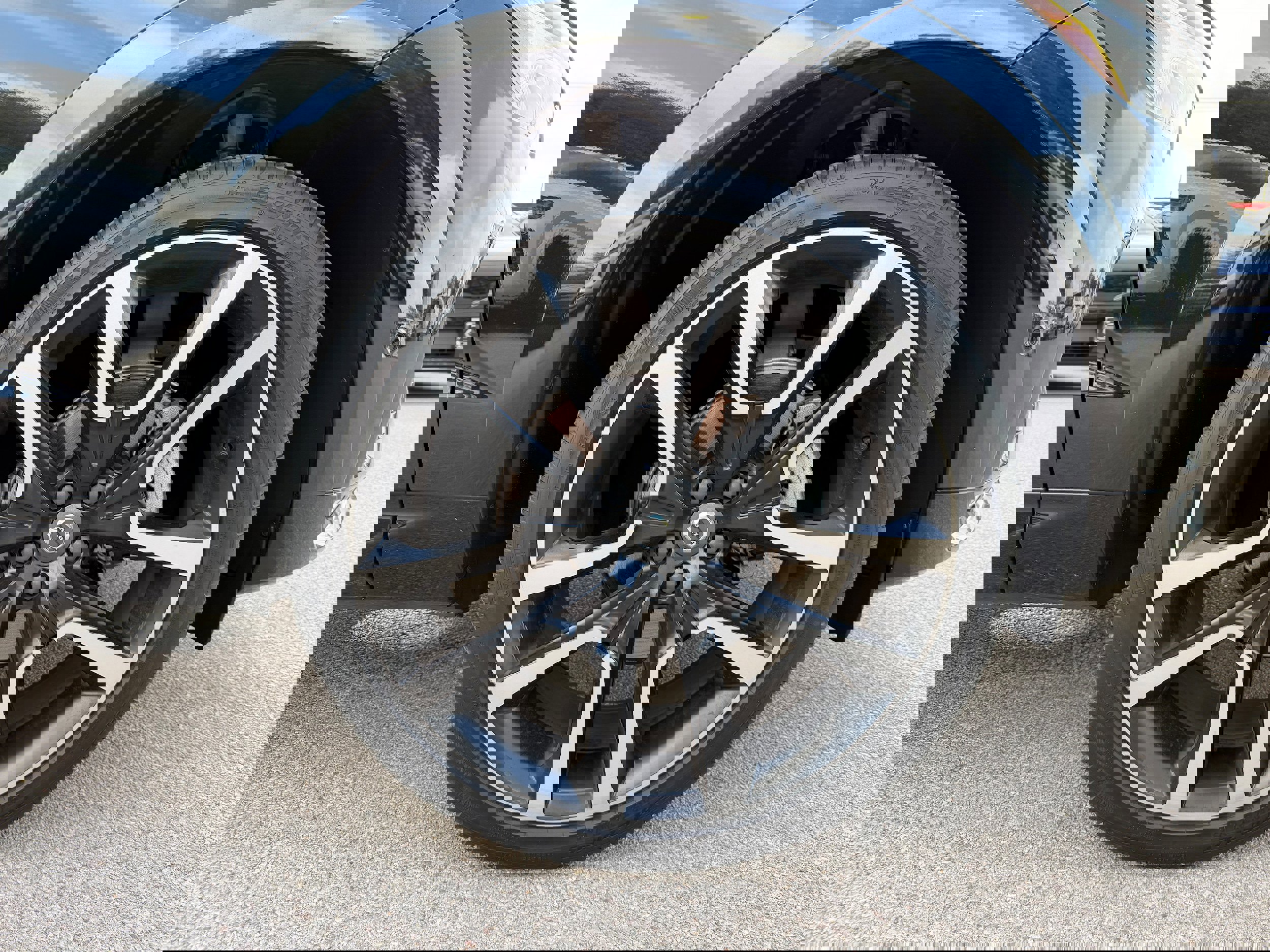 Certified 2024 Volvo XC60 B5 Ultimate image 9