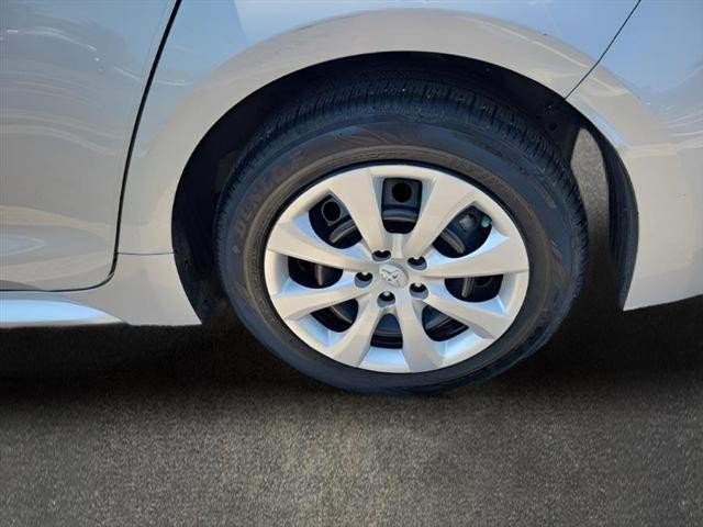Used 2023 Toyota Corolla LE FWD image 26