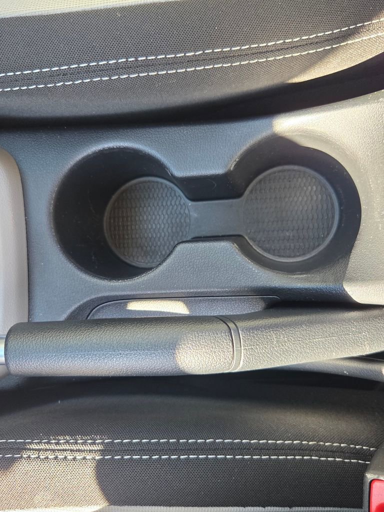 Used 2025 Hyundai Venue SEL image 18